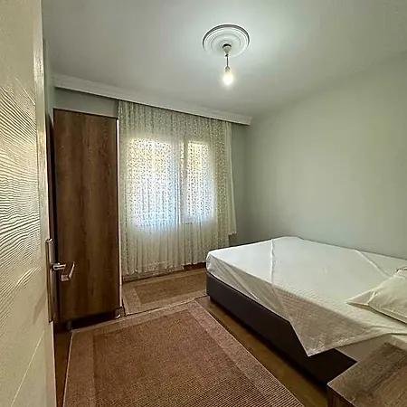 Yade Kucukkoy (Balikesir)